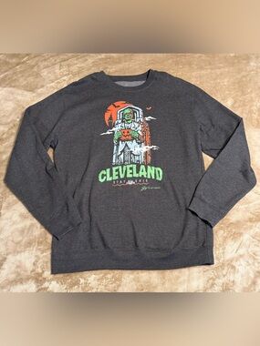 GV Art + Design
Cleveland Guardian Graphic Men's Sweater - Charcoal